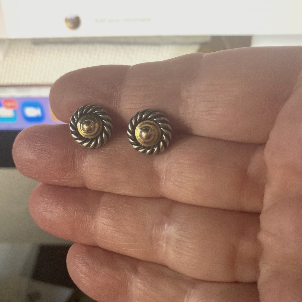 Authentic David Yurman Cookie Gold Earrings